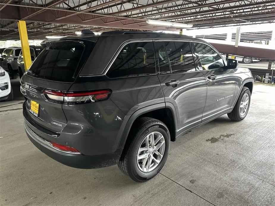 new 2024 Jeep Grand Cherokee car, priced at $36,297