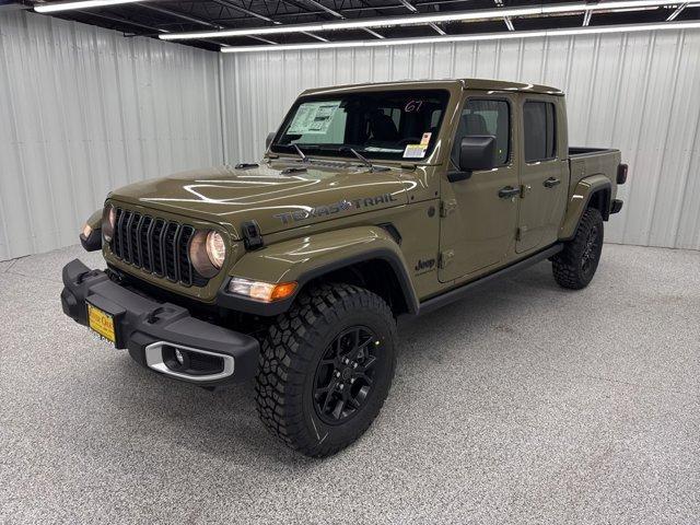 new 2025 Jeep Gladiator car, priced at $46,122