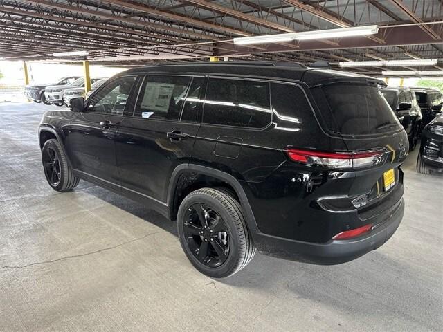 new 2024 Jeep Grand Cherokee L car, priced at $45,292