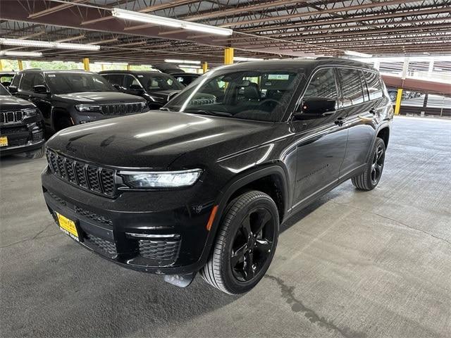 new 2024 Jeep Grand Cherokee L car, priced at $45,292