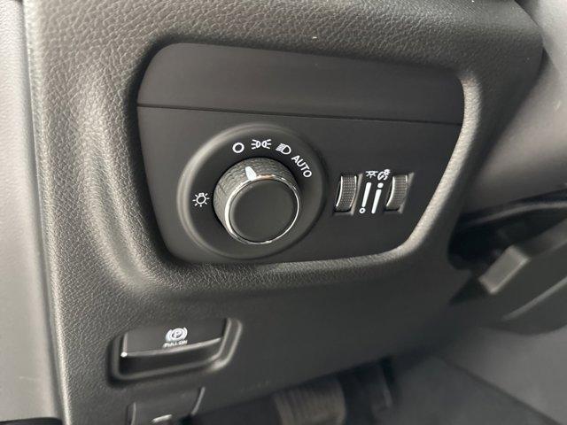 new 2025 Jeep Grand Cherokee car