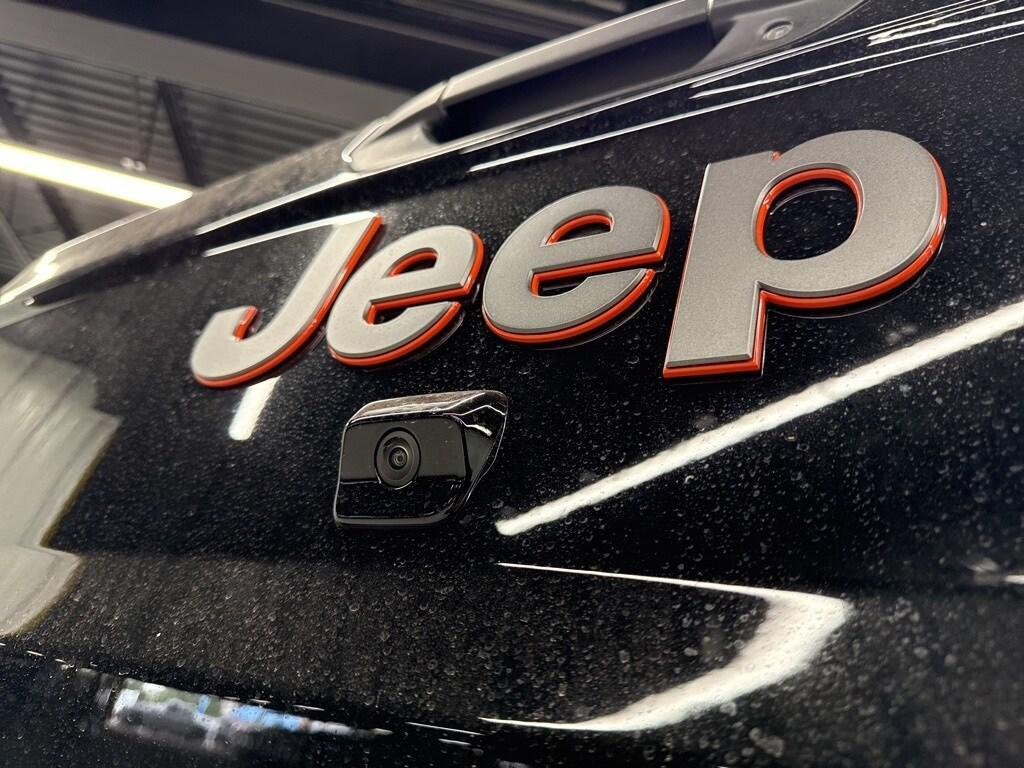 new 2025 Jeep Gladiator car, priced at $55,555