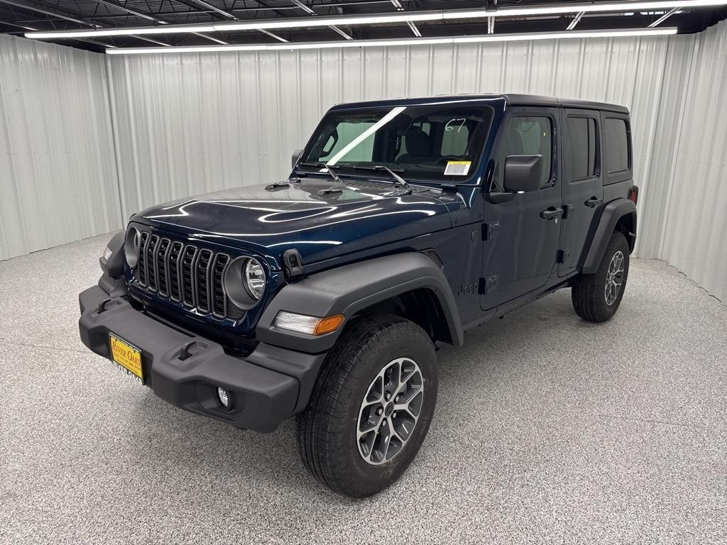 new 2025 Jeep Wrangler car, priced at $46,220