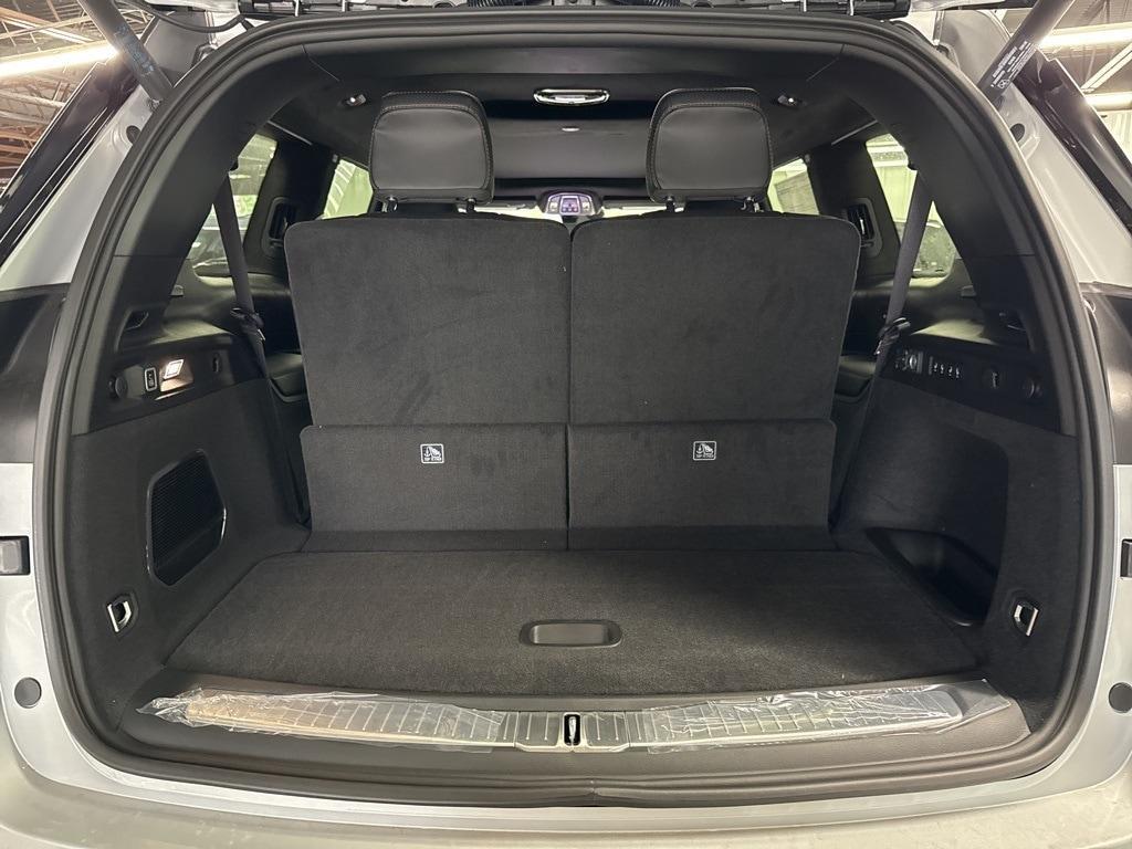 new 2025 Jeep Grand Cherokee L car, priced at $62,628