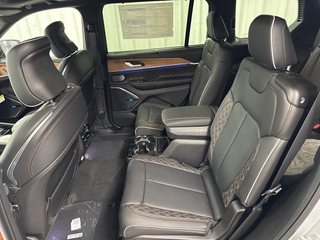 new 2025 Jeep Grand Cherokee L car, priced at $62,628