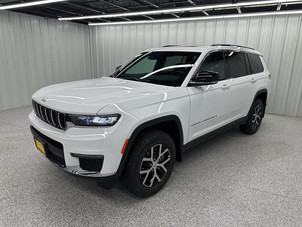 new 2025 Jeep Grand Cherokee L car, priced at $48,196