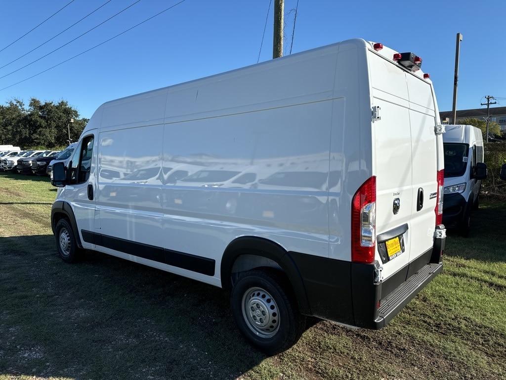 new 2025 Ram ProMaster 2500 car, priced at $53,150