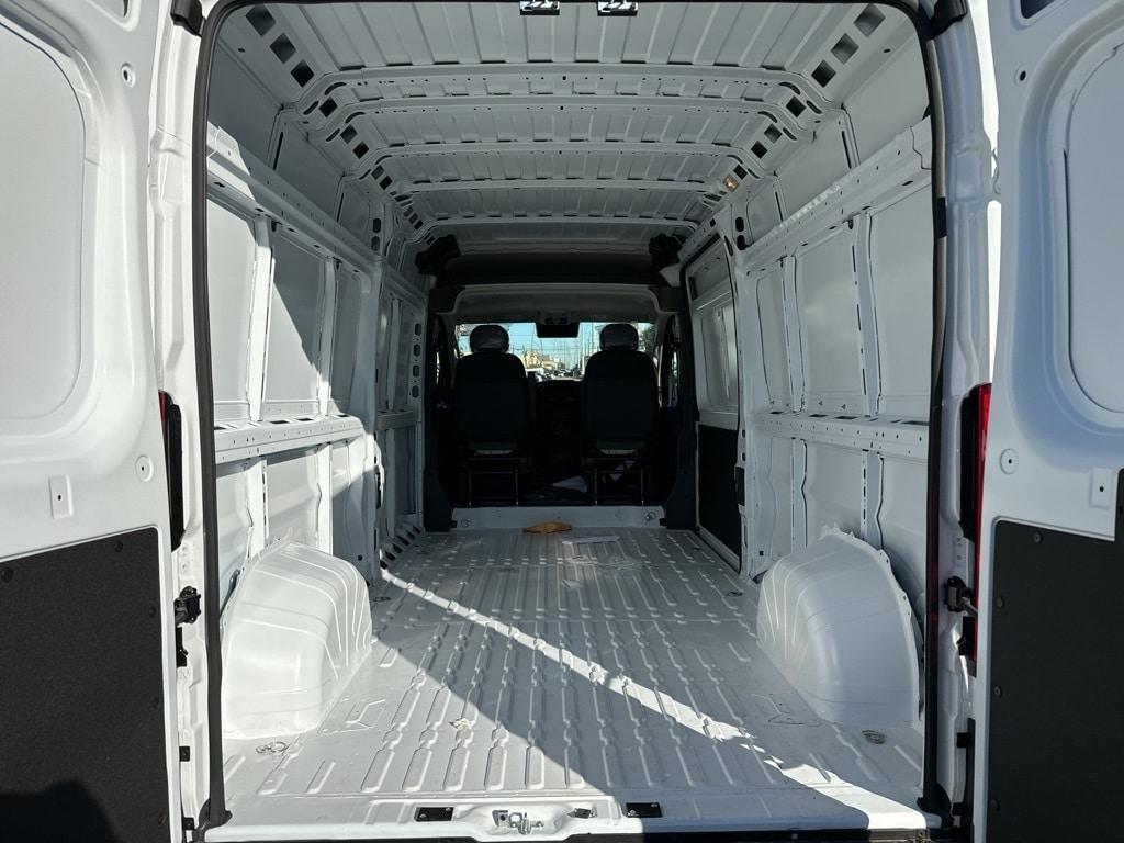 new 2025 Ram ProMaster 2500 car, priced at $53,150