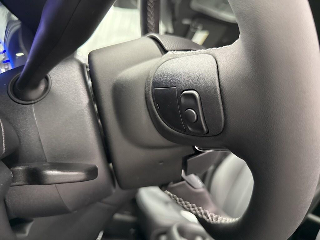 new 2025 Chrysler Pacifica car, priced at $41,392