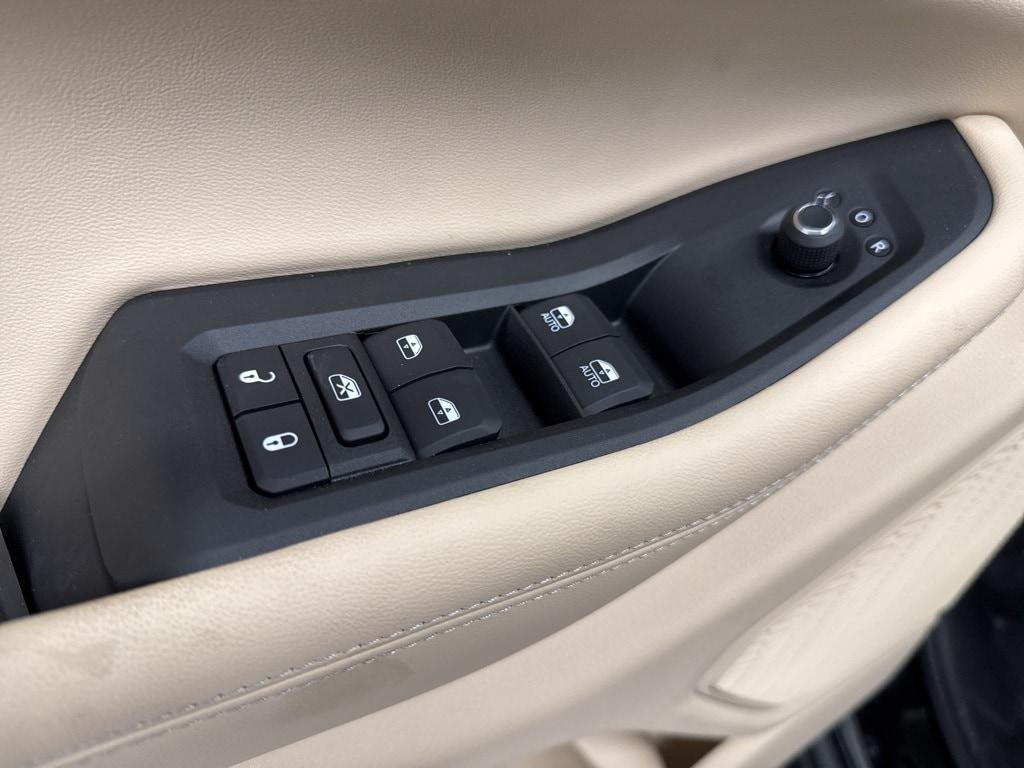 new 2025 Jeep Grand Cherokee car, priced at $47,157