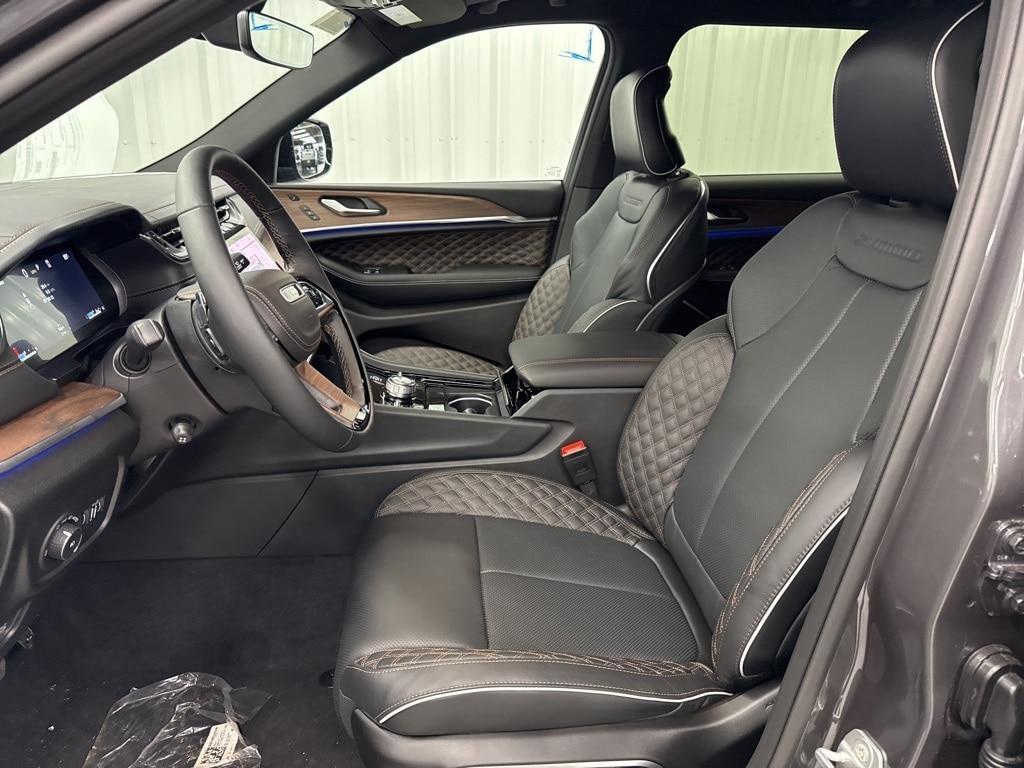 new 2025 Jeep Grand Cherokee L car, priced at $60,812