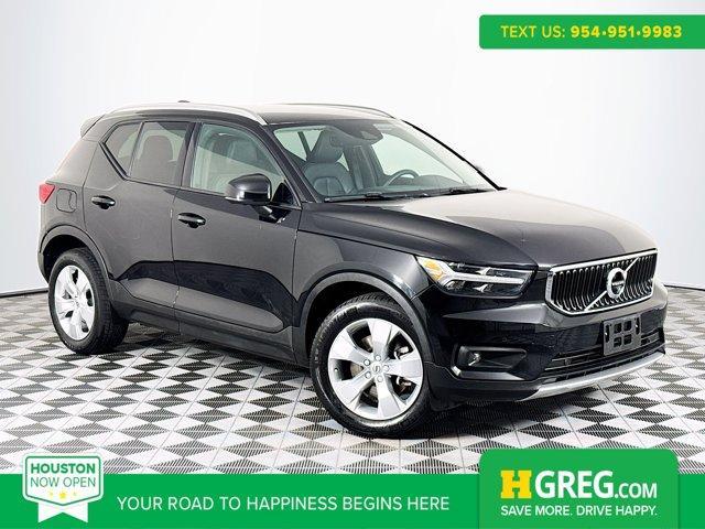 used 2022 Volvo XC40 car, priced at $21,998