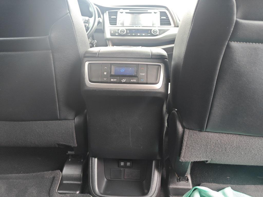 used 2019 Toyota Highlander car, priced at $25,010