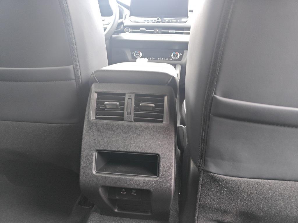 new 2025 Mitsubishi Outlander car, priced at $36,260