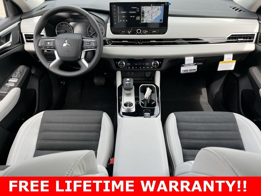 new 2025 Mitsubishi Outlander car, priced at $30,515