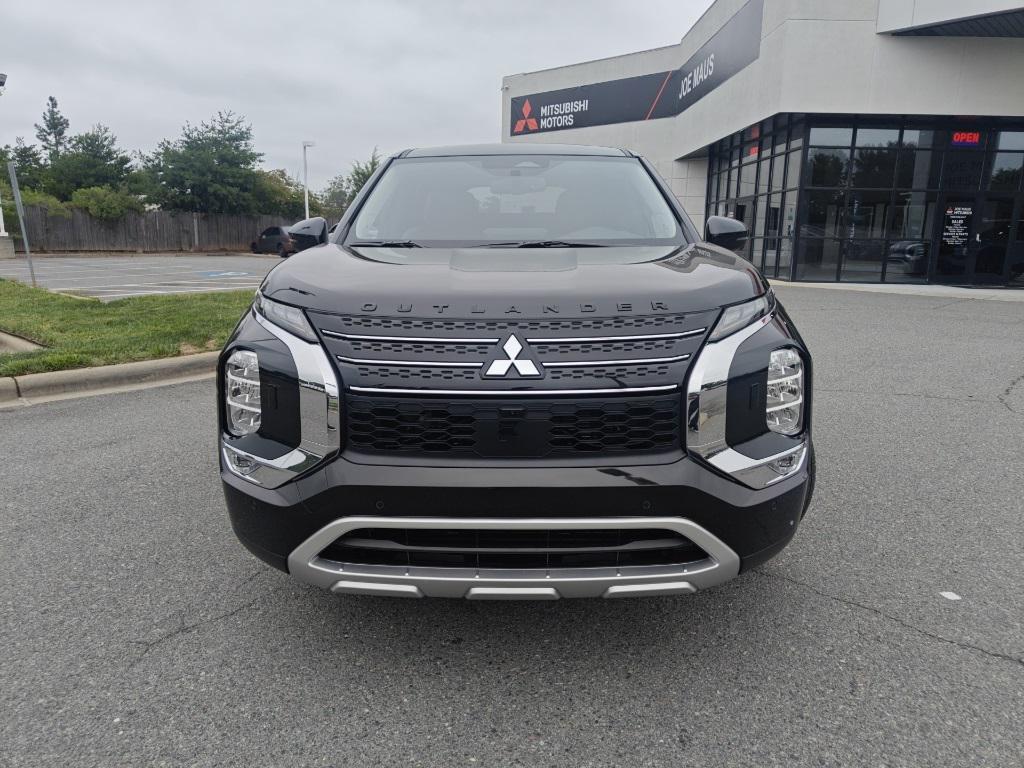 new 2025 Mitsubishi Outlander PHEV car, priced at $33,645