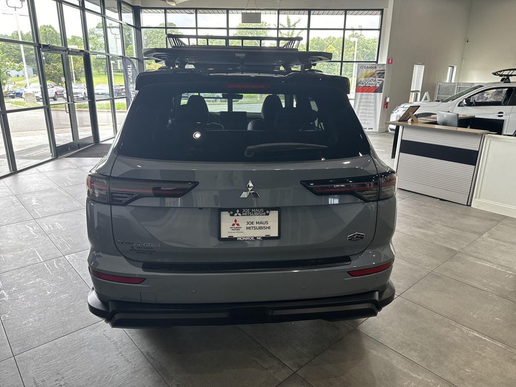 new 2025 Mitsubishi Outlander car, priced at $36,060