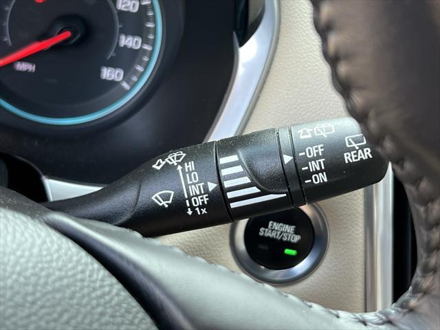used 2022 Chevrolet Traverse car, priced at $35,861