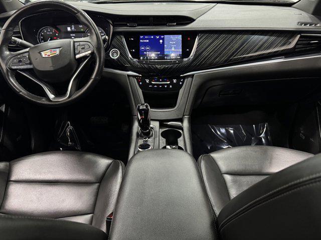 used 2023 Cadillac XT6 car, priced at $27,500