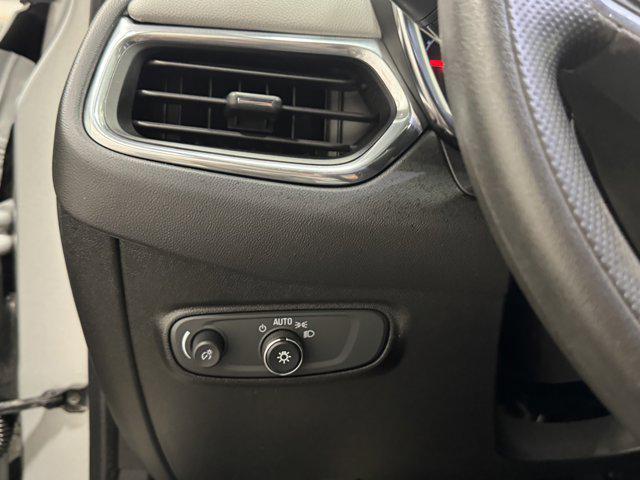 used 2020 Chevrolet Equinox car, priced at $13,500