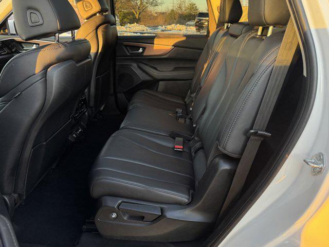 used 2022 Acura MDX car, priced at $31,500