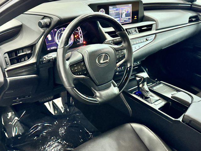 used 2019 Lexus ES 350 car, priced at $27,500