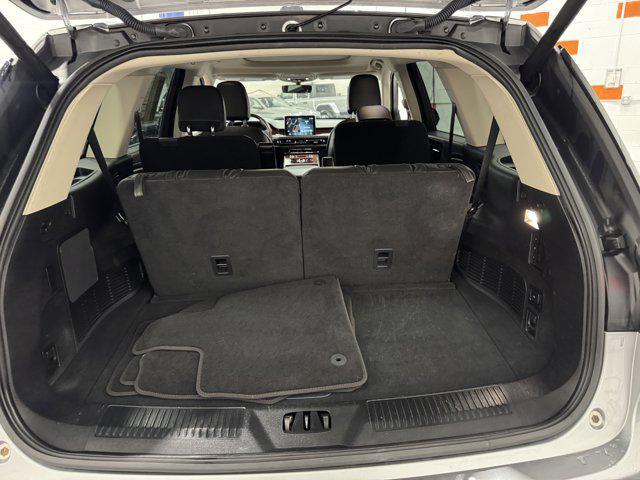 used 2021 Lincoln Aviator car, priced at $33,900