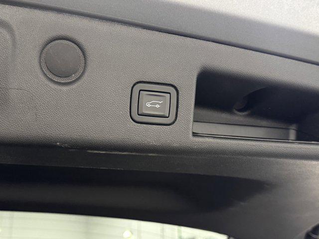 used 2023 Chevrolet Equinox car, priced at $15,500