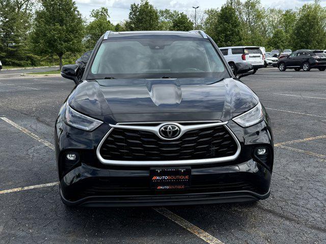 used 2021 Toyota Highlander car, priced at $33,900