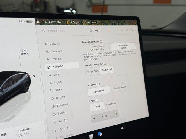used 2024 Tesla Model 3 car, priced at $34,500