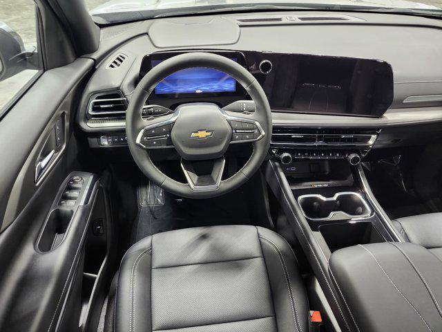 used 2025 Chevrolet Traverse car, priced at $41,045