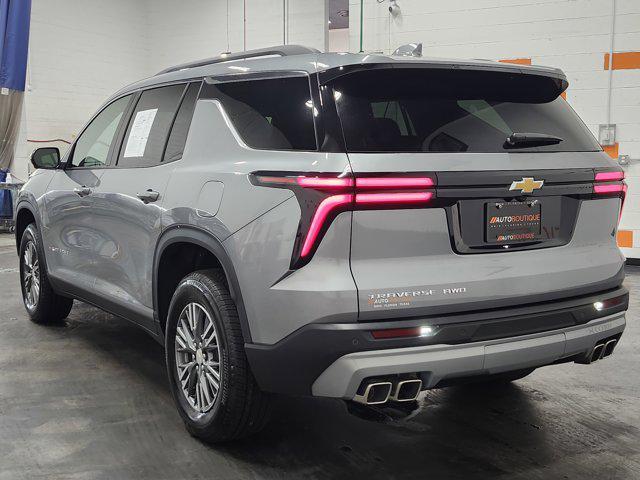 used 2025 Chevrolet Traverse car, priced at $41,045