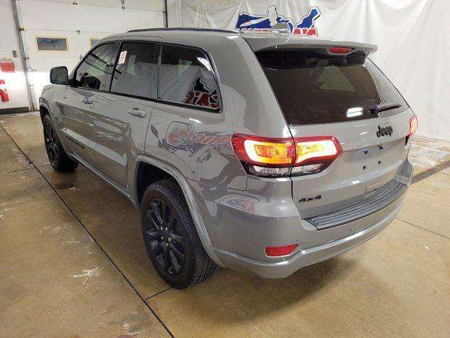 used 2022 Jeep Grand Cherokee car, priced at $25,045