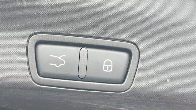 used 2022 Alfa Romeo Stelvio car, priced at $22,600