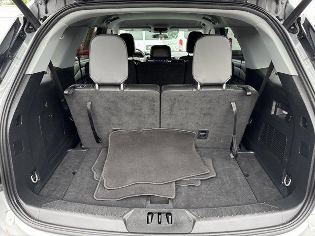 used 2024 Ford Explorer car, priced at $28,000