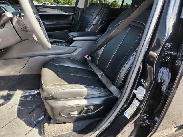 used 2023 Jeep Grand Cherokee car, priced at $32,600