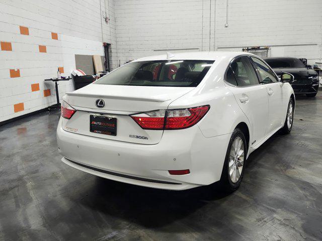 used 2015 Lexus ES 300h car, priced at $14,100