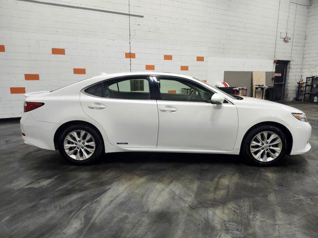 used 2015 Lexus ES 300h car, priced at $14,100
