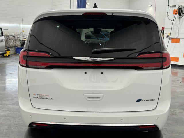 used 2024 Chrysler Pacifica Hybrid car, priced at $36,500