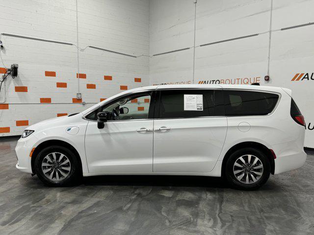 used 2024 Chrysler Pacifica Hybrid car, priced at $36,500