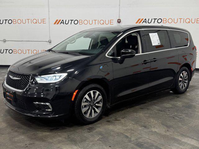 used 2023 Chrysler Pacifica Hybrid car, priced at $22,045