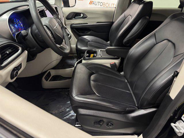 used 2023 Chrysler Pacifica Hybrid car, priced at $22,045