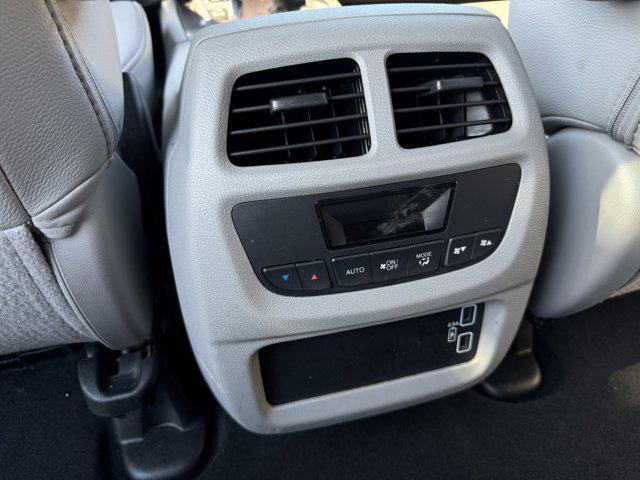 used 2021 Honda Pilot car, priced at $27,045