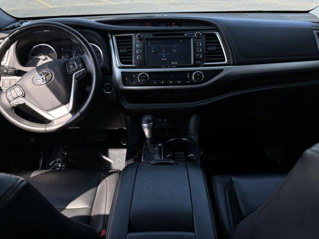 used 2019 Toyota Highlander car, priced at $22,500