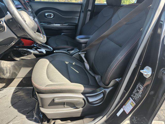 used 2016 Kia Soul car, priced at $8,600