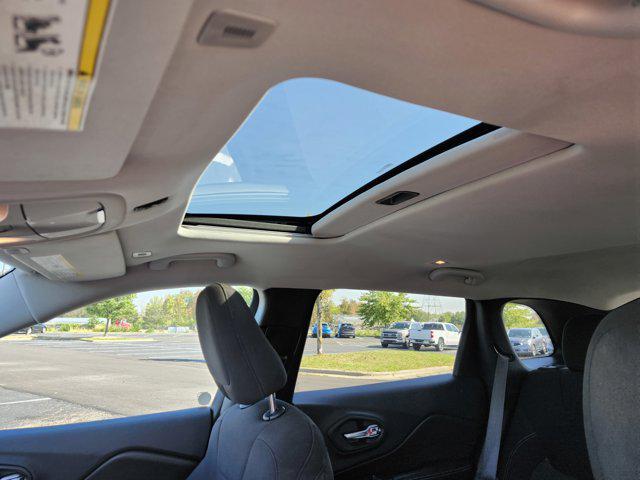 used 2019 Jeep Cherokee car, priced at $13,700