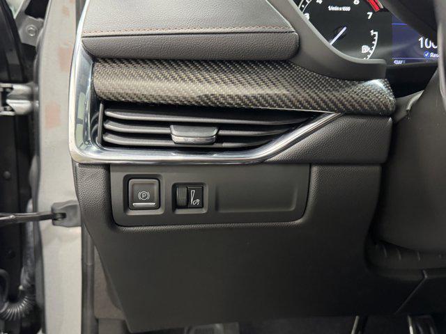 used 2023 Cadillac XT4 car, priced at $30,300