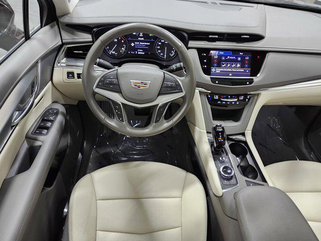 used 2022 Cadillac XT5 car, priced at $32,100