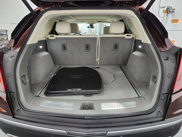 used 2022 Cadillac XT5 car, priced at $32,100