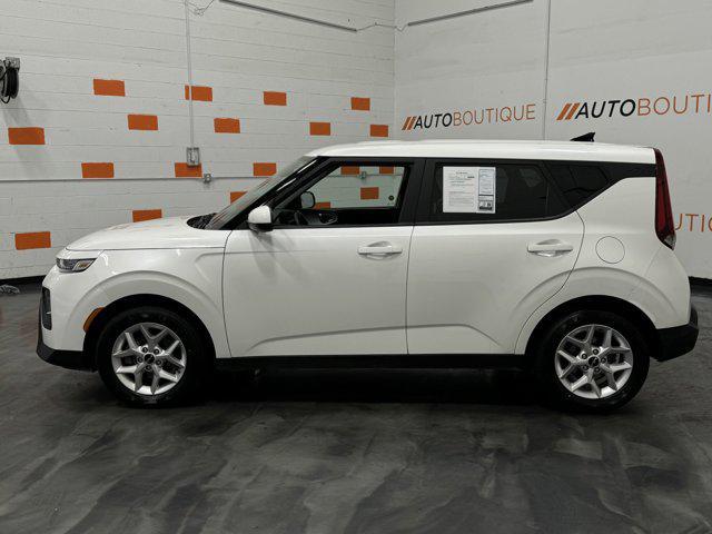 used 2022 Kia Soul car, priced at $13,900